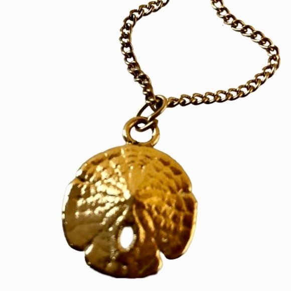 Sand Dollar Pendant and Chain Necklace Gold Tone 18" - Picture 8 of 10